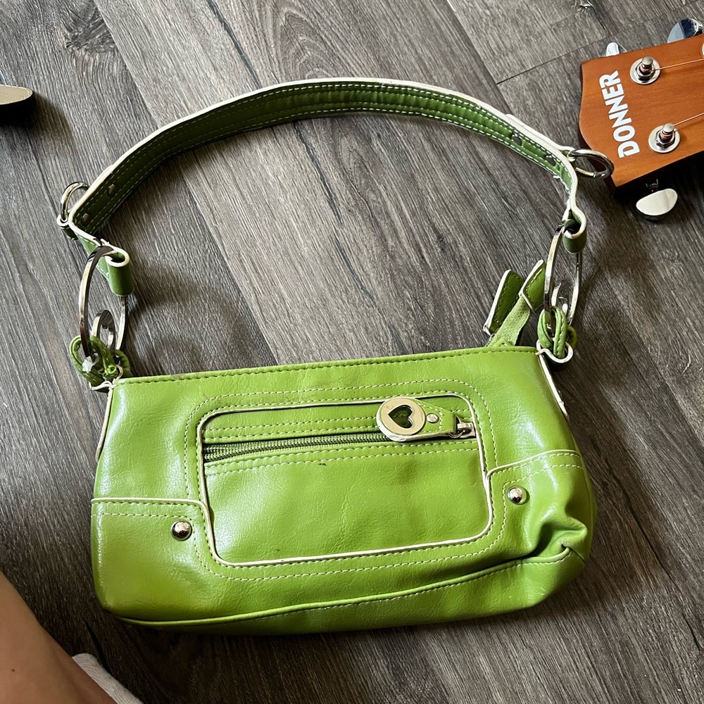 Cute Green purse🍃